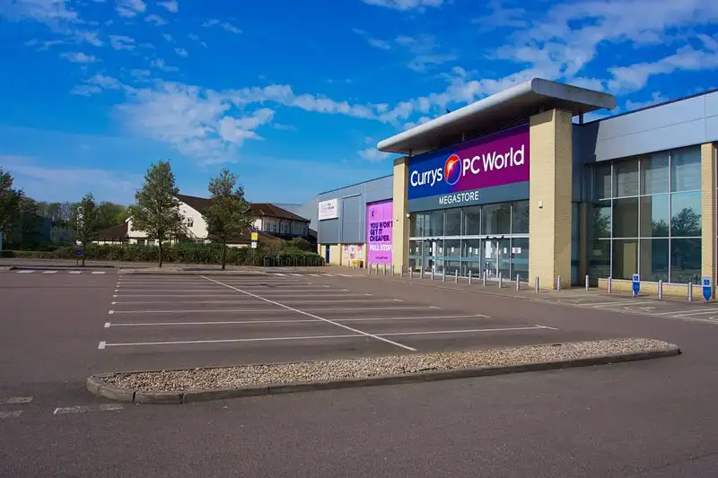 Business forecourt with quality paving