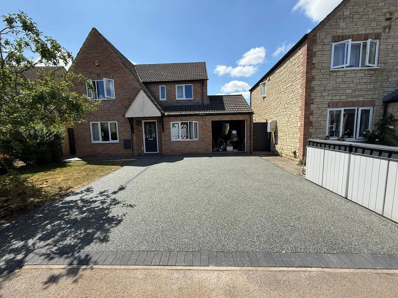 Resin bound driveway installation in Swindon